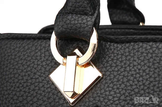 Чанта 3D Rose Black, снимка 11 - Чанти - 47951583