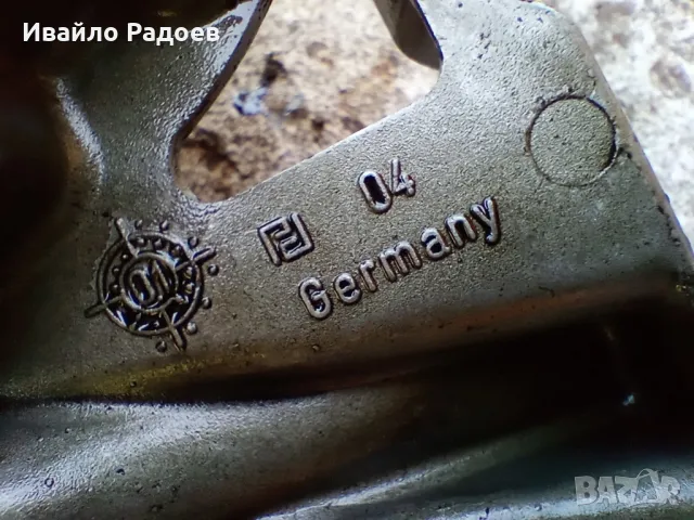 Маслена помпа Audi A4 B6 2.5 TDI, снимка 2 - Части - 47655182