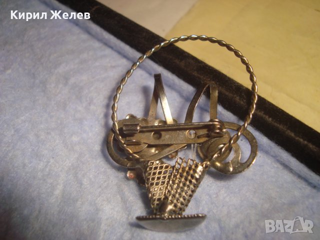 СТАРА ПОСРЕБРЕНА РЕТРО - ВИНТИДЖ БРОШКА - КОШНИЧКА 14490, снимка 6 - Антикварни и старинни предмети - 37685822