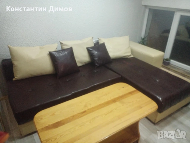 Продавам ъглов диван от еко кожа с функция сън и ракла, снимка 2 - Дивани и мека мебел - 53058129