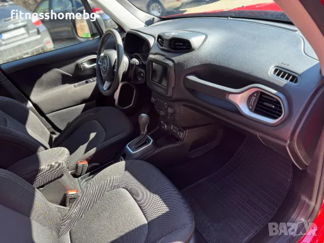 Jeep Renegade *JEEPSTER* BLIND SPOT* LANE ASSiST* CARPLAY*, снимка 9 - Автомобили и джипове - 49385627