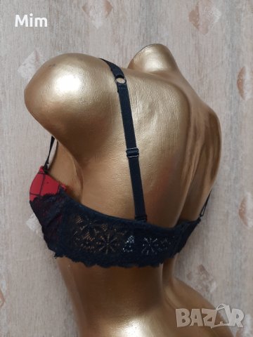 75 В Черен дантелен сутиен с червена чашка , снимка 4 - Бельо - 39099382