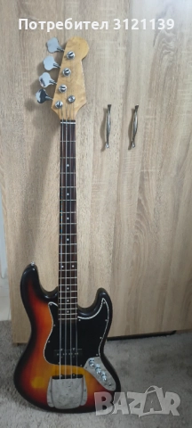 Бас китара , снимка 2 - Китари - 52325534