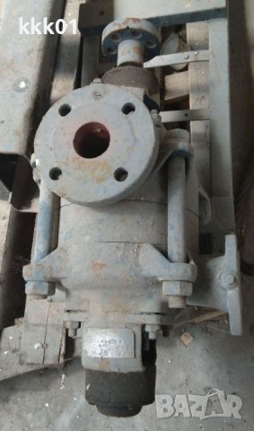 Водни помпи многостъпални тип 4 МТ 25х2; 3МТ18х4