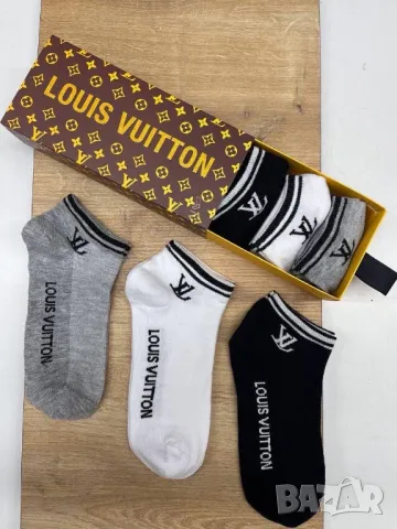 чорапи в кутия louis vuitton 