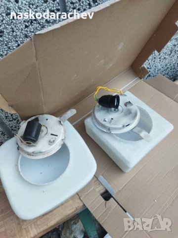 Лампи лампиони старото качество, подходящи за тераси, коридори, мазета и други помещения , снимка 2 - Ключове, контакти, щепсели - 39293306