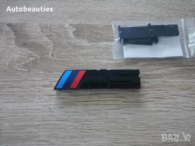 Предна решетка черна емблема BMW M5