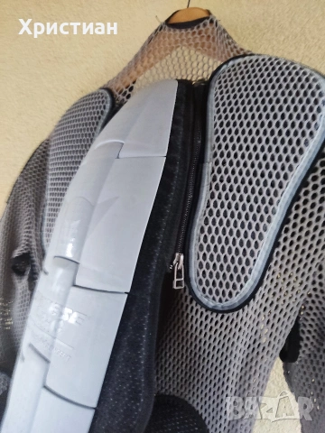 Протектор за велосипед - Dainese XL , снимка 3 - Велосипеди - 53371484