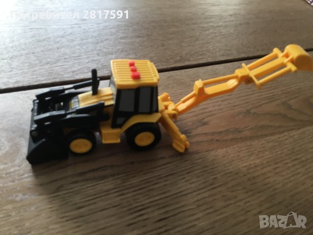 Cat трактор с гребло и лопата