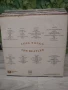 2 Броя Грамофонни Полочи "The Beatles" / Цена 37лв + ДОСТАВКА, снимка 3