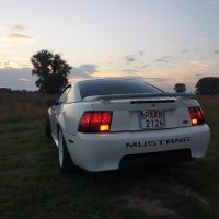  Ford Mustang Coupe 3.8 V6 , снимка 12 - Автомобили и джипове - 36228251
