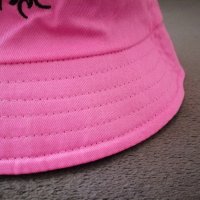 Дамска двулицева шапка идиотка в розов и черен цвят, снимка 12 - Шапки - 43675243