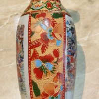 красива оригинална порцеланова китайска вазичка, снимка 2 - Вази - 43439146