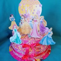 Картонена торта Принцесите , снимка 3 - Други - 26584769