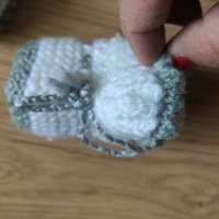 Нови ръчно плетени бебешки терлички, снимка 3 - Бебешки чорапи - 36022917