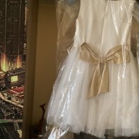 Рокля за принцеса, бяла със златна 3D бродерия, снимка 10 - Детски рокли и поли - 40828777