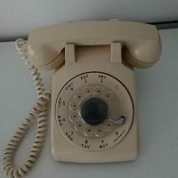 Ретро телефон ITT, снимка 1 - Антикварни и старинни предмети - 28680138
