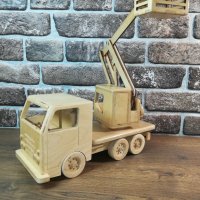 Дървен макет на камион - Вишка, Автовишка - Craft Camp, снимка 8 - Коли, камиони, мотори, писти - 43281989