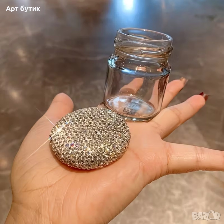Авангардни бурканчета с мед , декорирани с кристали, снимка 1