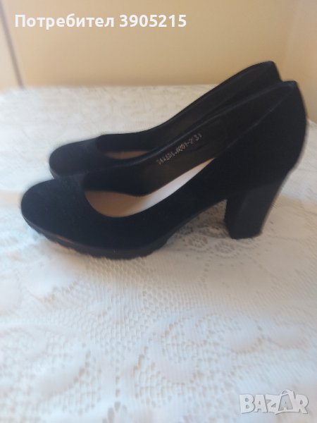 Черни велурени обувки 38 номер, снимка 1