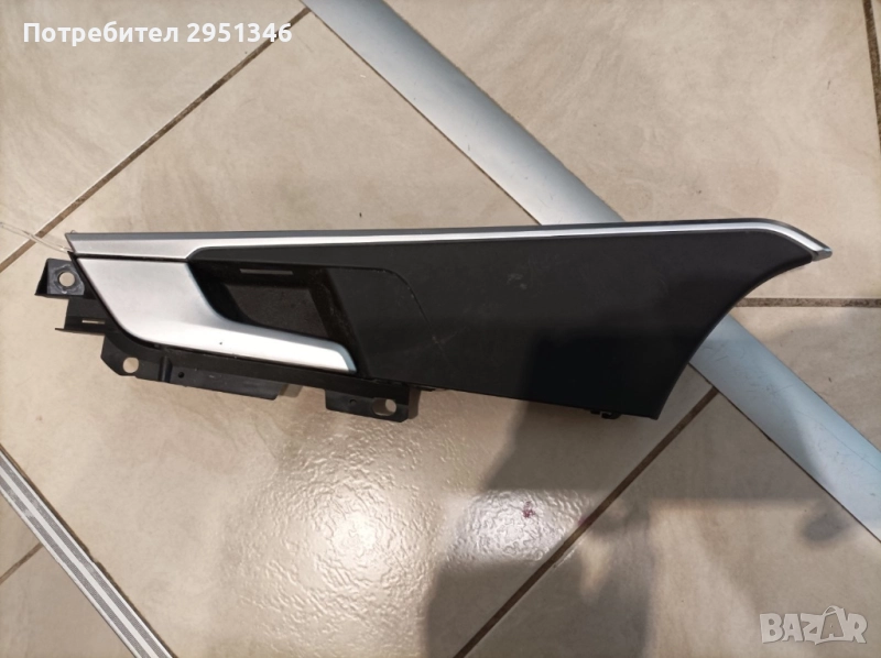Дръжка Audi S5 F5 8W0837019A, снимка 1