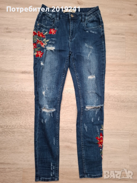 Дънки с бродерия , снимка 1