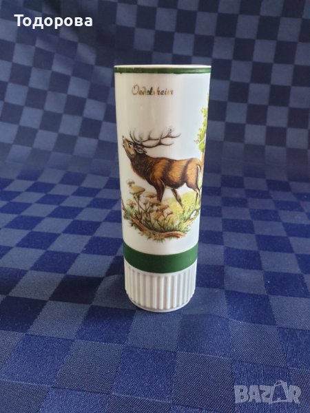 Порцеланова вазичка с ловен мотив с форма на гилза- Бавария, снимка 1