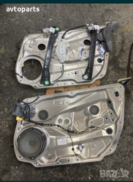 Mercedes w212 Стъклоповдигач преден ляв, снимка 1