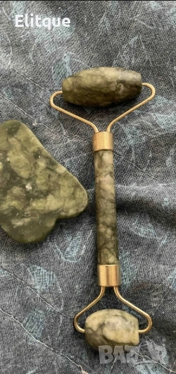 Нефритен масажор за лице с 2 ролки, в комплект с плосък нефритен камък  TV645, снимка 1