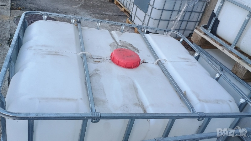 Бидон 1000л. и стоманена решетка., снимка 1