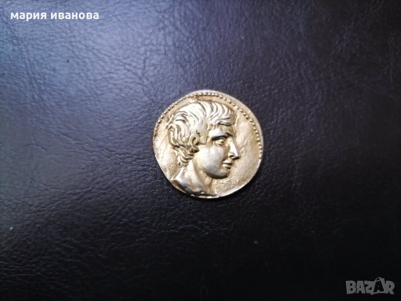 Стар плакет медальон монета сребро проба 800 с позлата , снимка 1