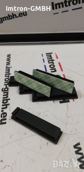 Самозалепващи държачи за кабели щипки - 7см., снимка 1