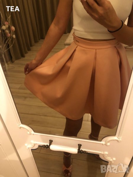 Дамска пола но Guess, снимка 1