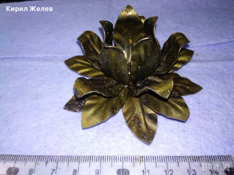 КРАСИВ СТАР ФЛОРАЛЕН СРЕБРИСТ МЕТАЛЕН ВИНТИДЖ СВЕЩНИК - РОЗА 41335, снимка 1