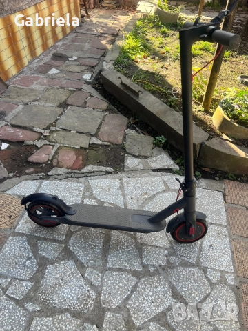 Електрическа тротинетка Xiaomi M 365, снимка 4 - Други спортове - 52261035