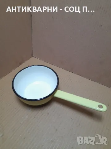 Соц Стара Емайлирана Малка Касерола.