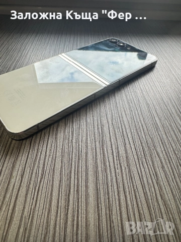 Samsung galaxy z flip 5, снимка 4 - Samsung - 52165993
