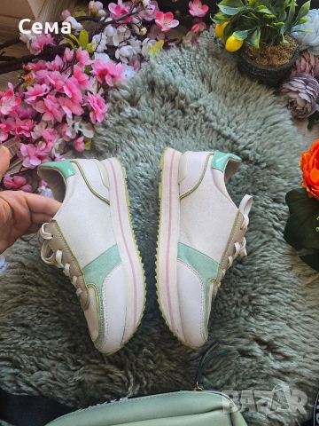 оригинални кецове н Karl Lagerfeld 36 номер и чанта, снимка 5 - Маратонки - 53511770