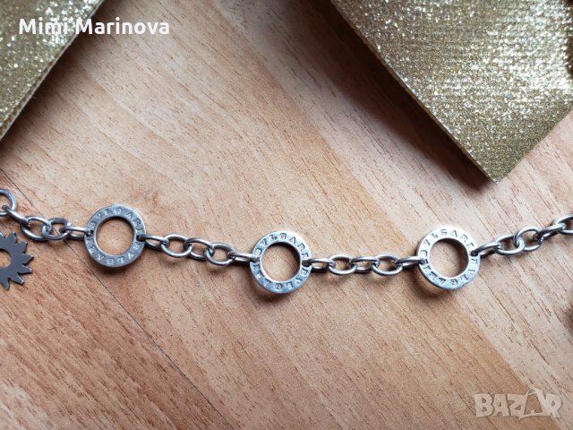 Синджир  Bvgari с висулки, снимка 2 - Колиета, медальони, синджири - 27924522