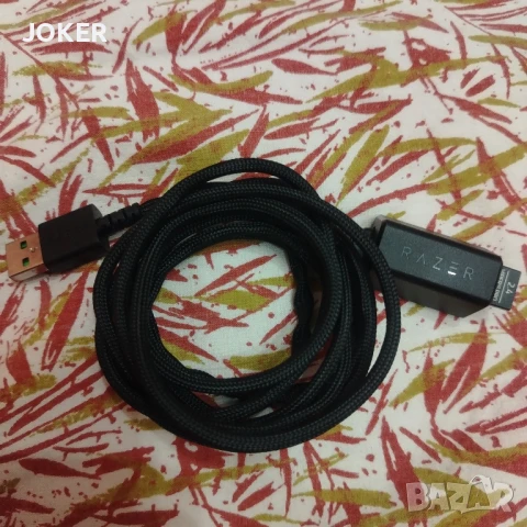 Razer Viper V2 Pro аксесоари – USB ресивър + кабел