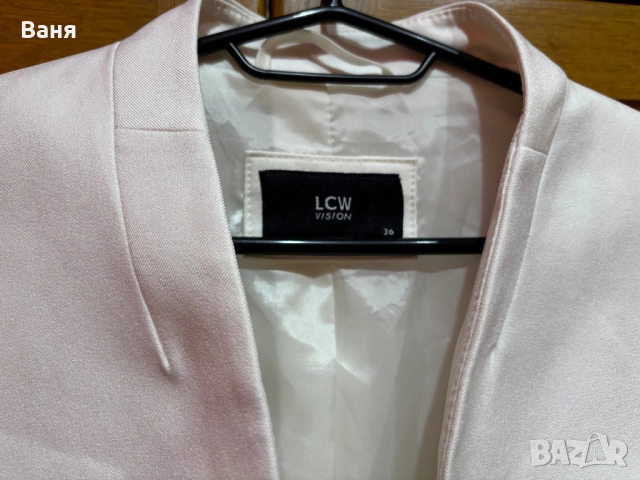 Елегантно бяло сако, снимка 2 - Сака - 52942402