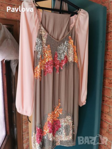 продавам М номер  заедно  се продава  рокля и  блуза , снимка 1