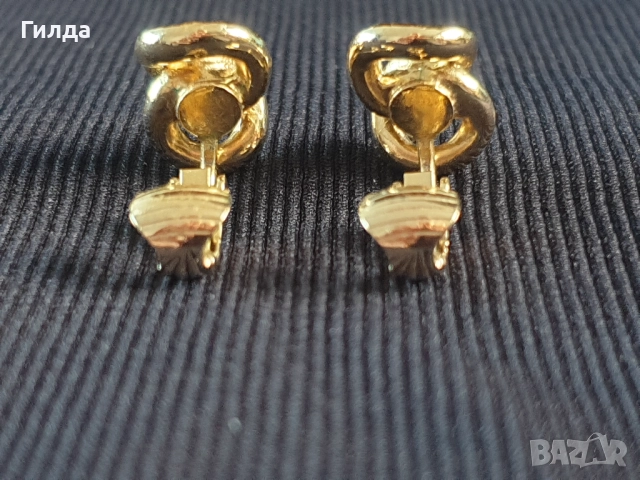 Обеци тип клипс Christian Dior налични, снимка 3 - Обеци - 51614526