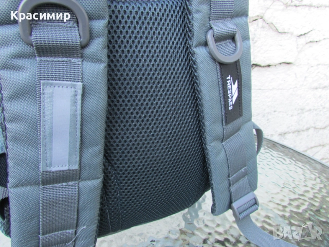 Компактна раница Trespass Albus 30L, снимка 8 - Раници - 52931911