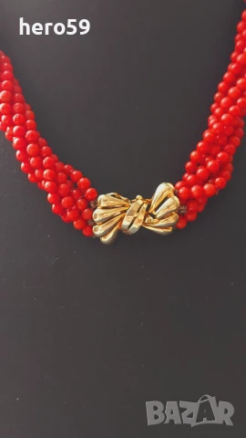 Златна стара огърлица-колие с натурални корали и златна закопчалка и златни топчета-90 бр.Злато 18к , снимка 2 - Колиета, медальони, синджири - 50662351