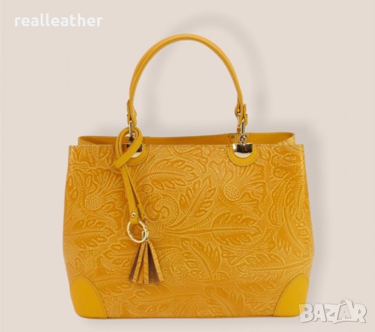 Дамска чанта с ефектна щампа от естествена кожа в цвят горчица, снимка 1 - Чанти - 34676545