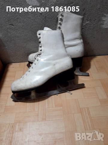 Кънки за фигурно пързаляне, снимка 3 - Зимни спортове - 53062300