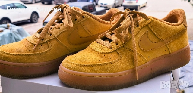 Велурени обувки Nike, снимка 4 - Детски обувки - 52883260