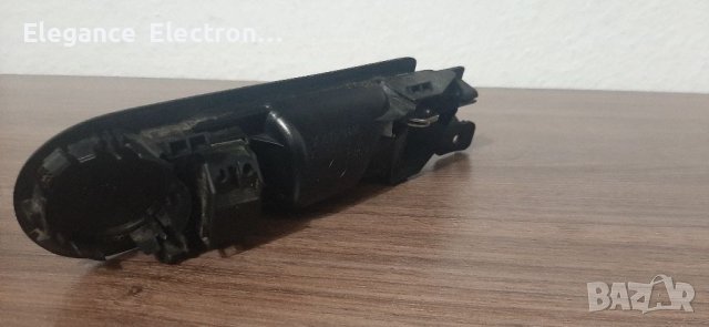 Задна лява дръжка на вратата за VW Pass, снимка 8 - Части - 36900069