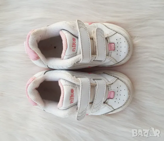 Детски маратонки Nike №21/22 , снимка 9 - Детски маратонки - 47588355